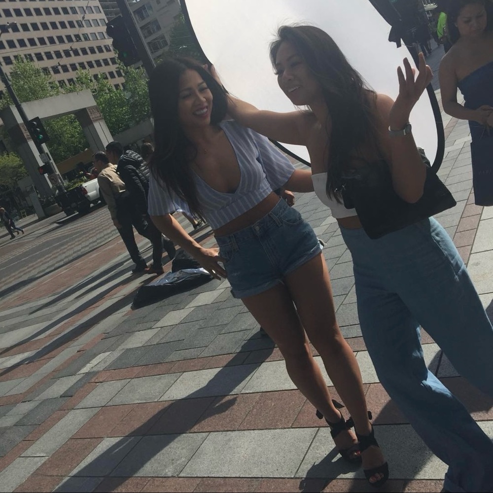 Cropped top - Picture 2 of 2